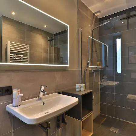 Moderne Studio-wohnung Apartment *