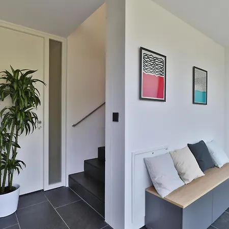 Apartment Moderne Studio-wohnung Gersthofen