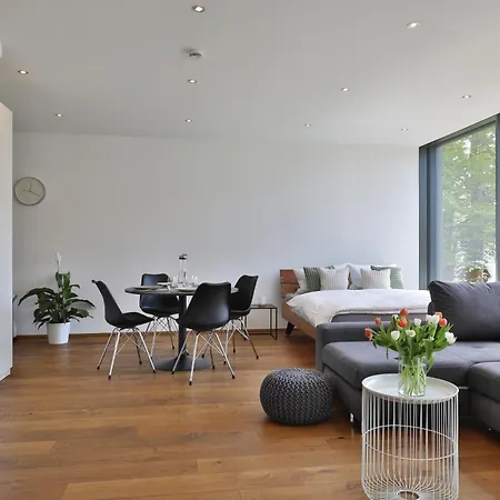 Apartment Moderne Studio-wohnung Gersthofen
