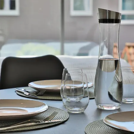 Moderne Studio-wohnung - Lichtblick Appartement Gersthofen